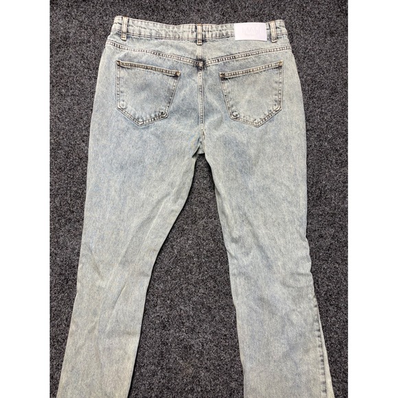 boohooMAN Mens Distressed Light Wash Button Fly Jeans Size 36 Raw Hem Straight - Picture 11 of 12